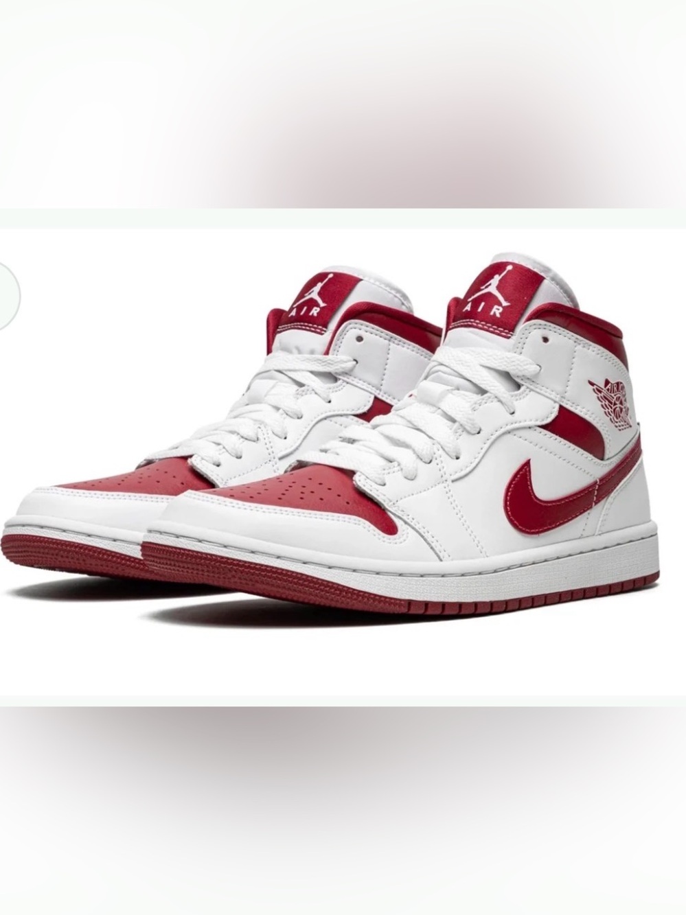 Women’s NIKE Air Jordan 1 Mid sneakers- reverse Chicago. Size 7.5